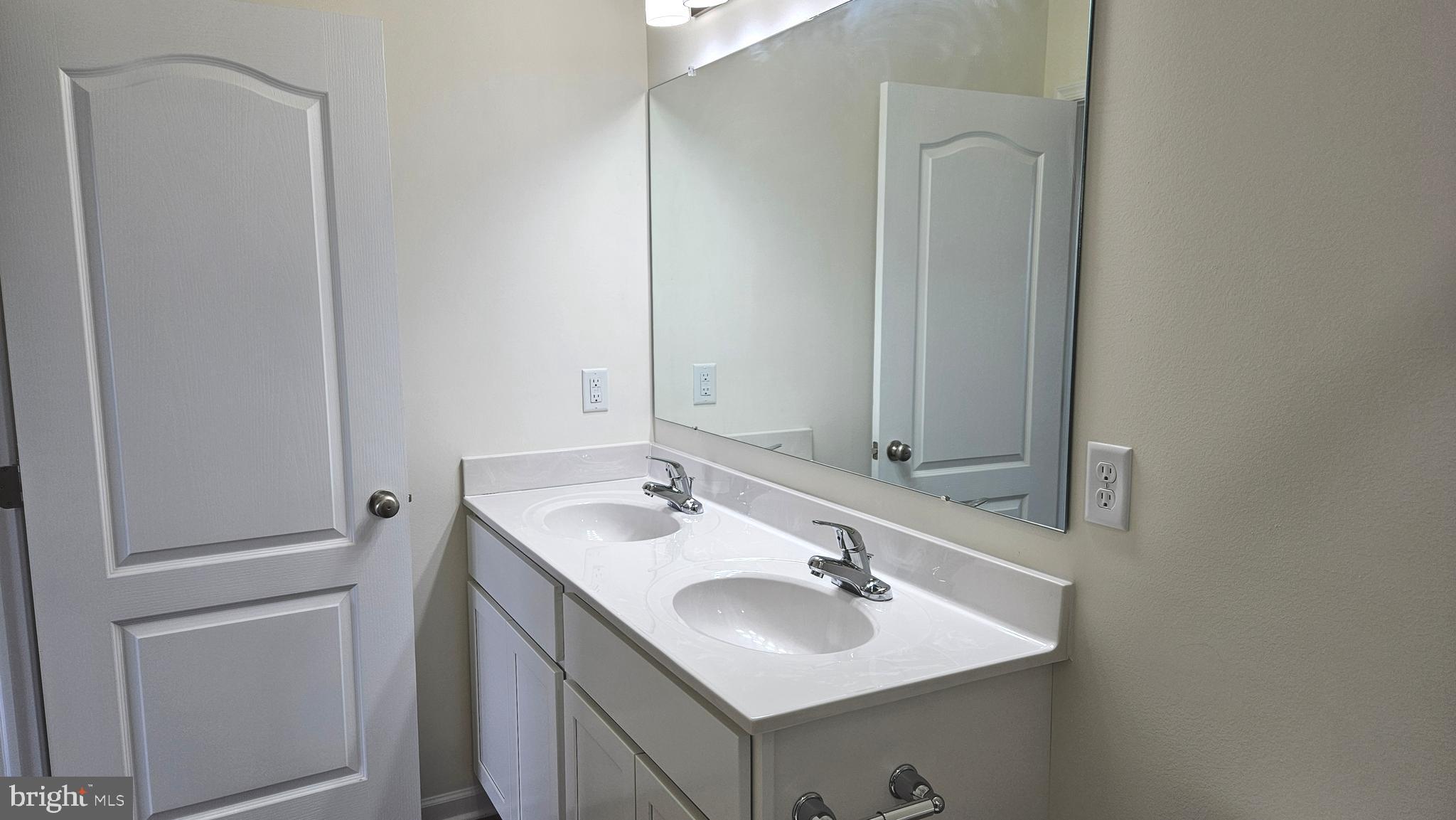 CENTERVILLE - Residential
