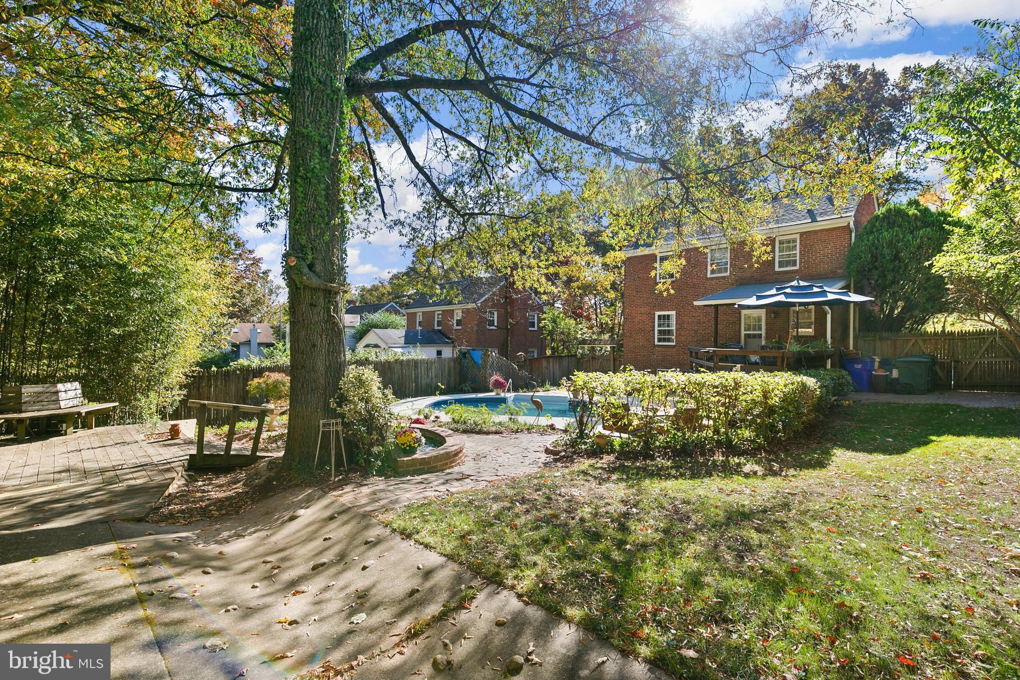 COLLEGE PARK - Residential
