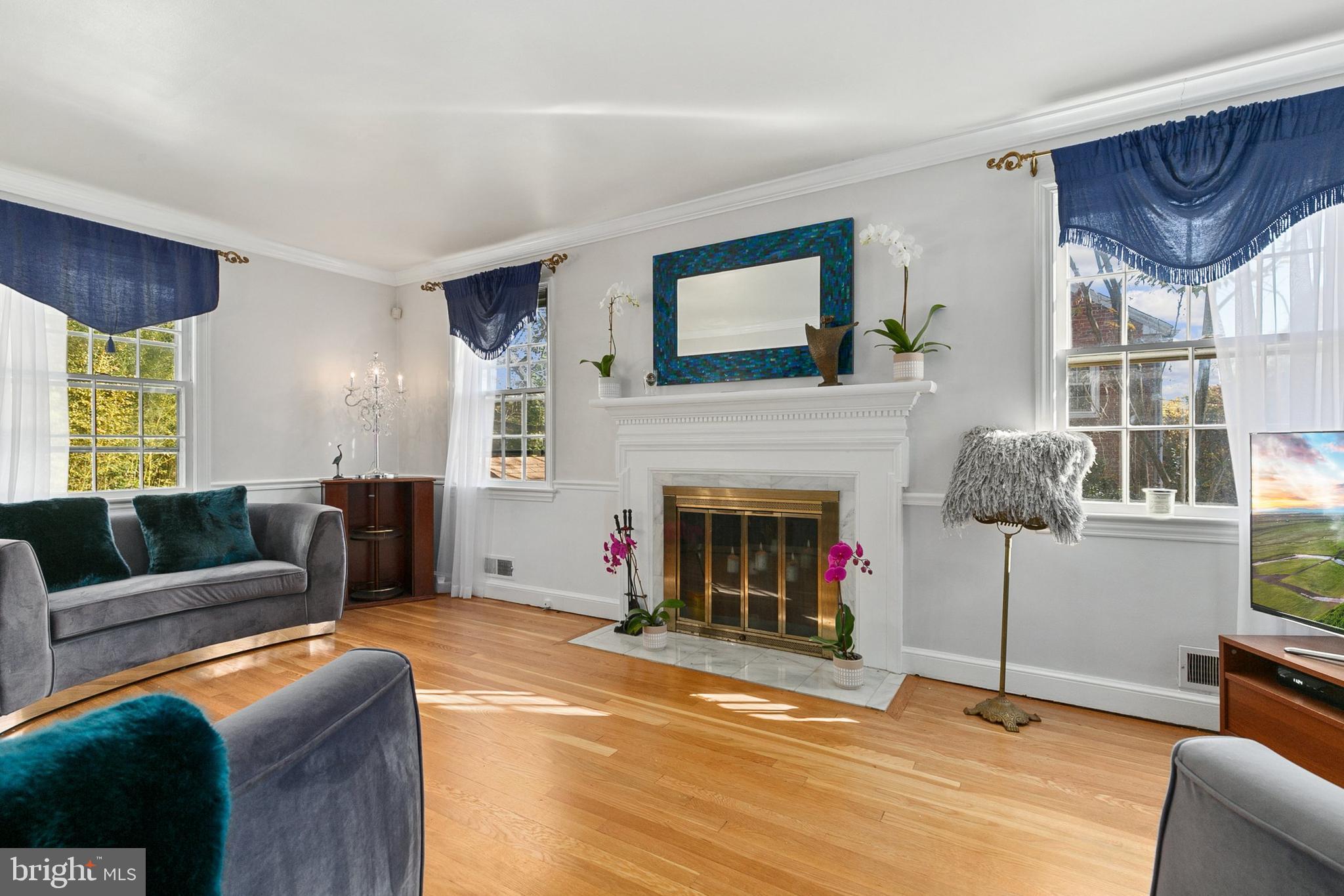 COLLEGE PARK - Residential