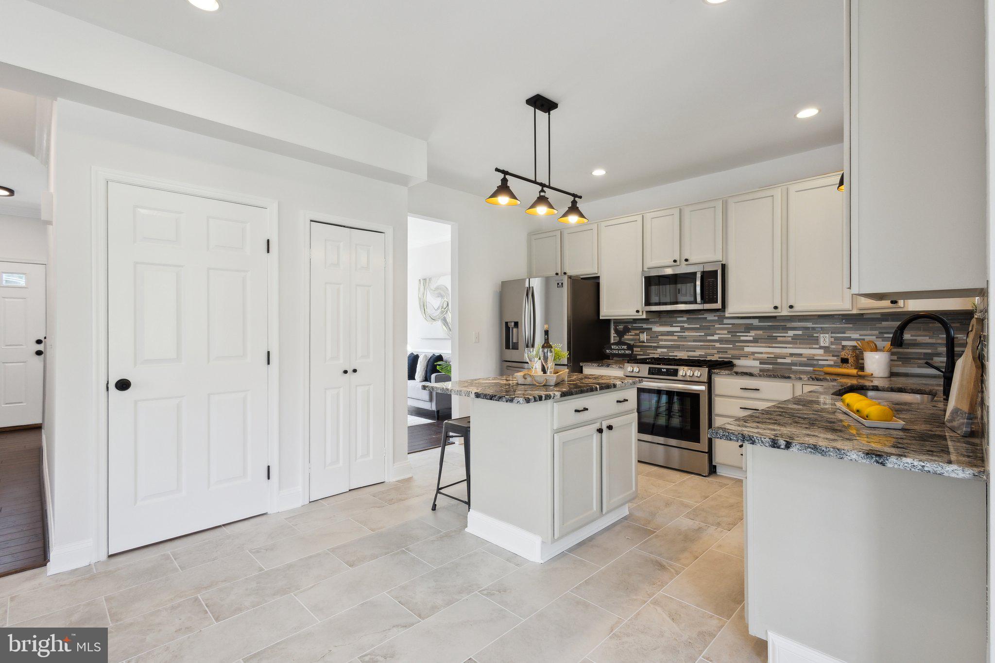 GREEN MEADOWS - Residential