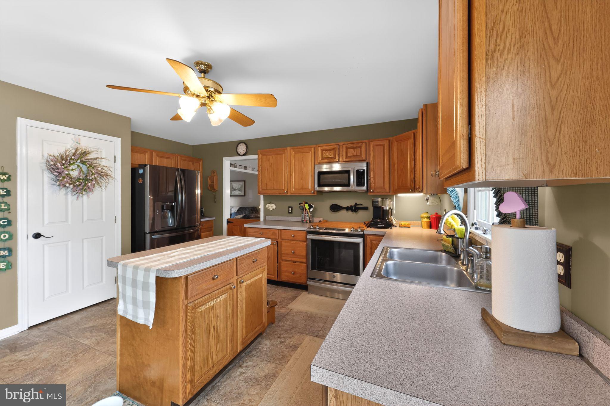 MANSION FARMS - Residential