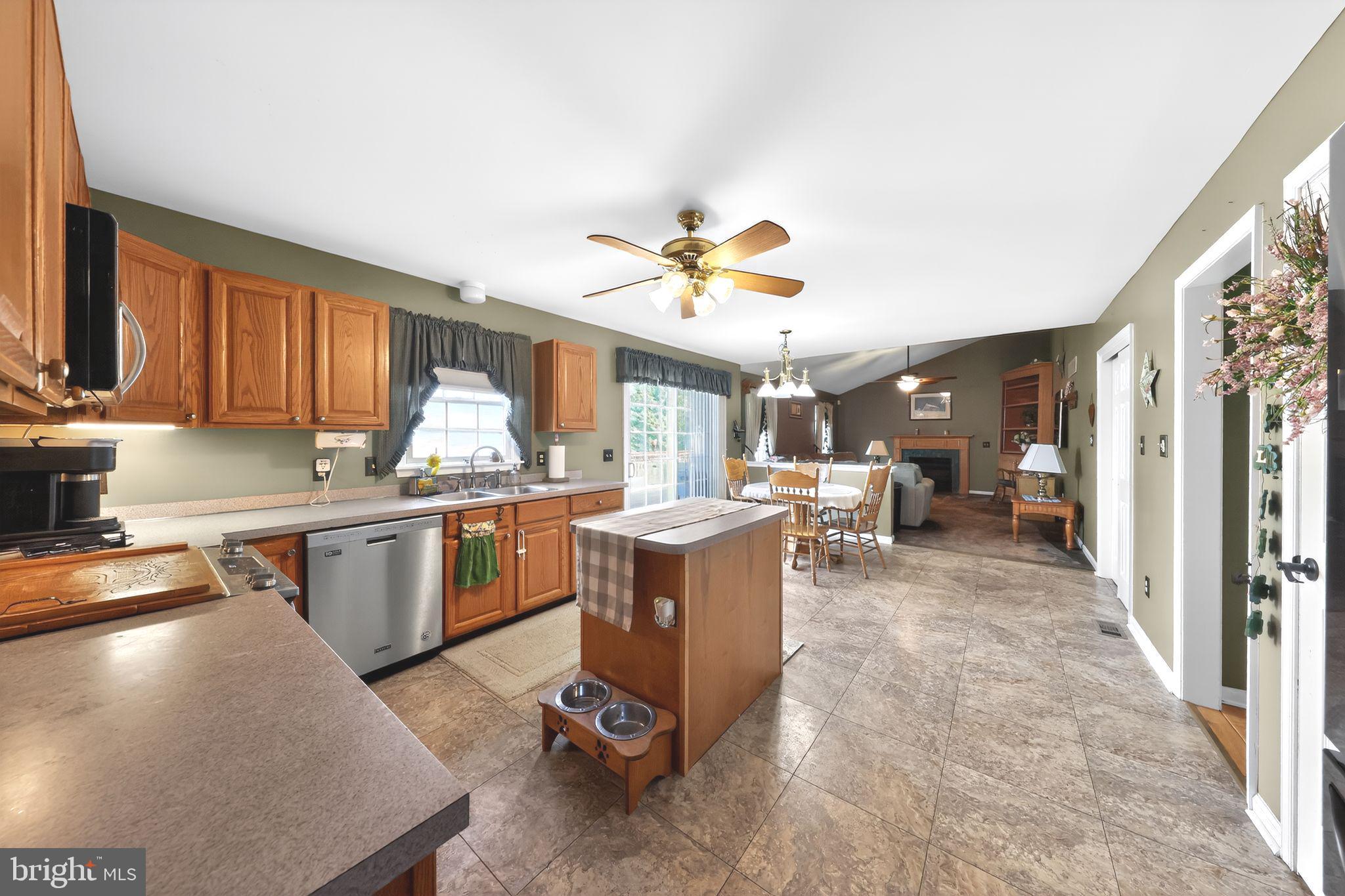 MANSION FARMS - Residential