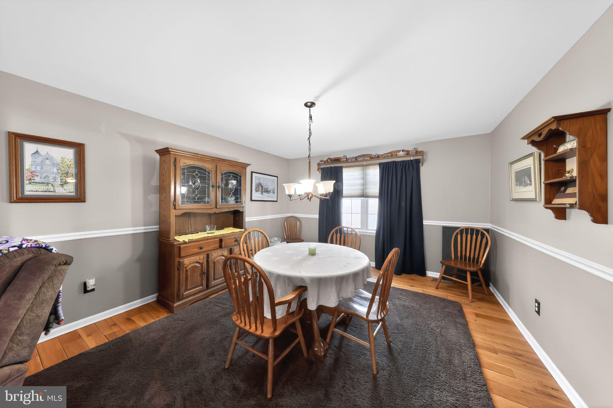 MANSION FARMS - Residential