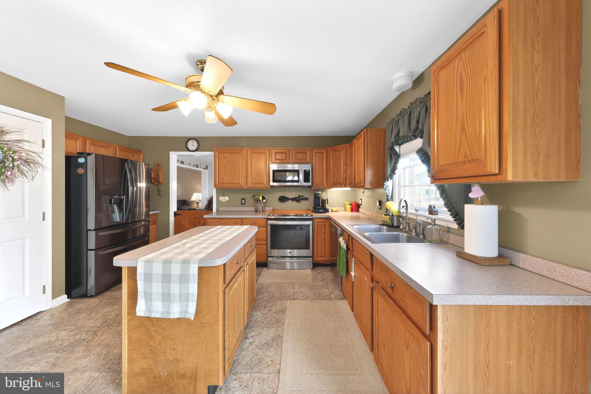 MANSION FARMS - Residential