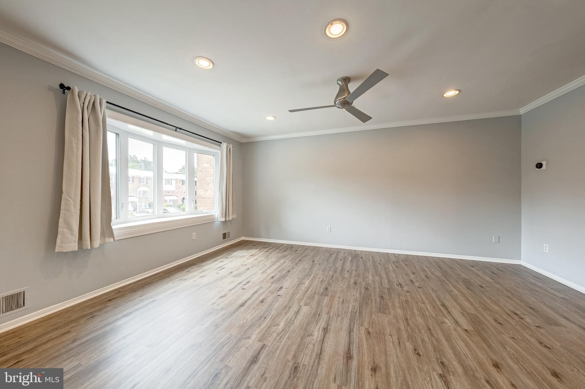 BROOKSIDE - Residential