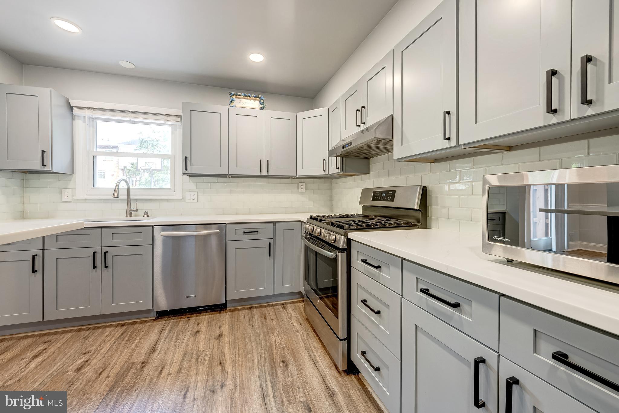 BROOKSIDE - Residential