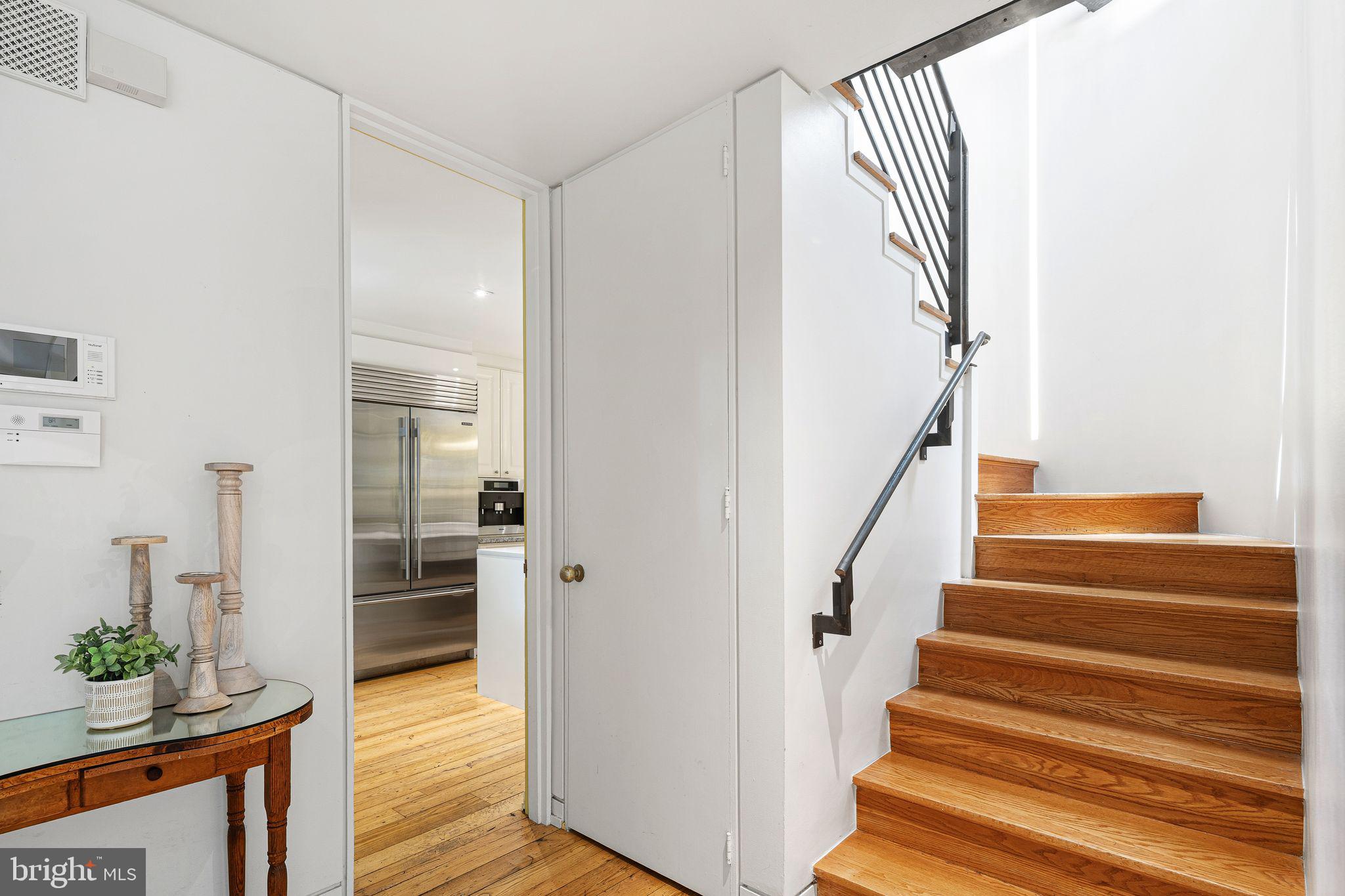 SOCIETY HILL - Residential