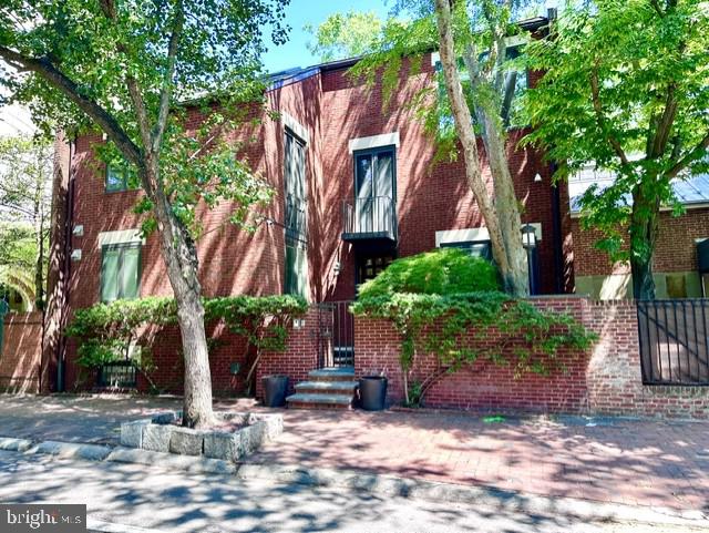 SOCIETY HILL - Residential