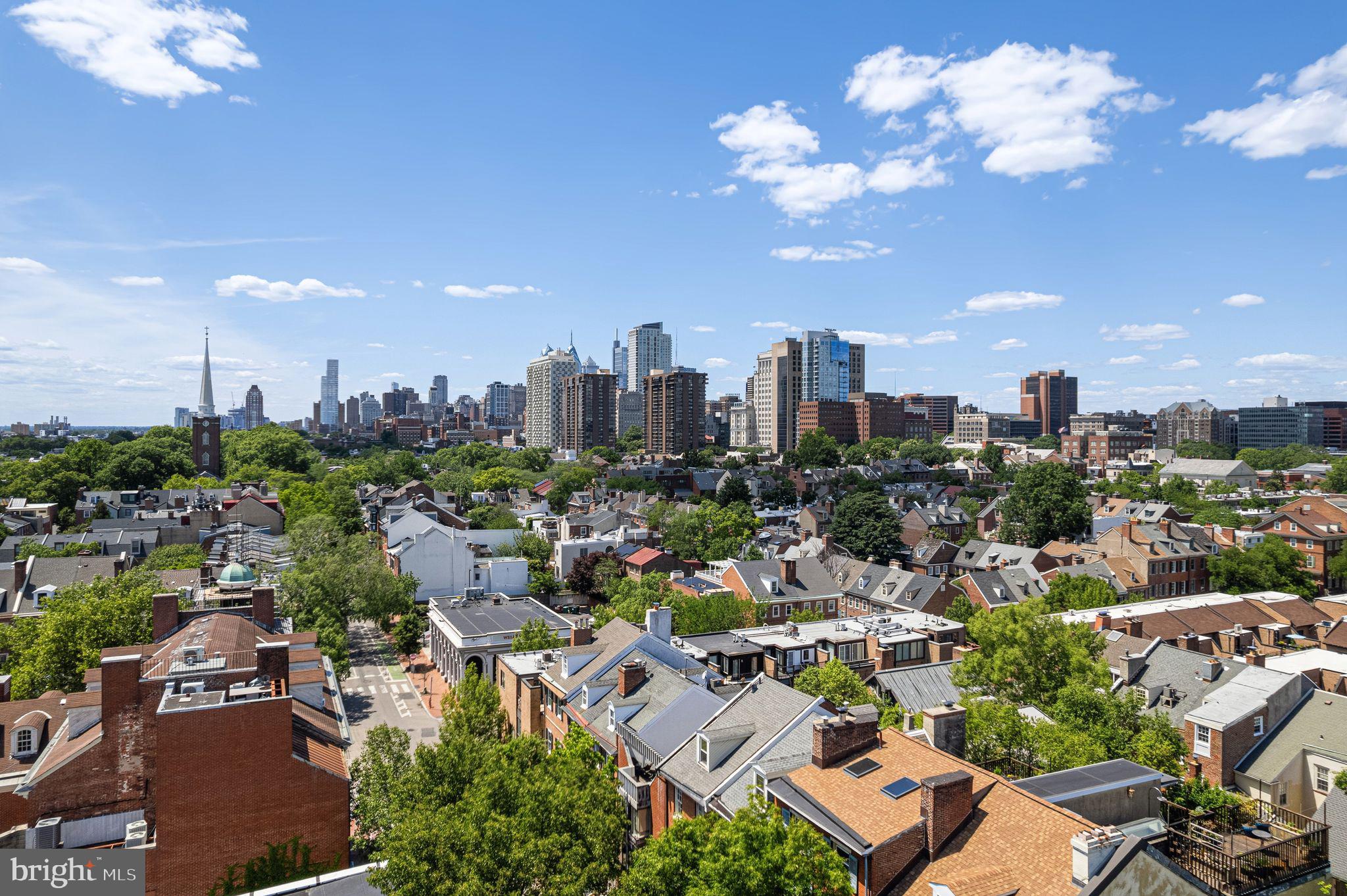 SOCIETY HILL - Residential