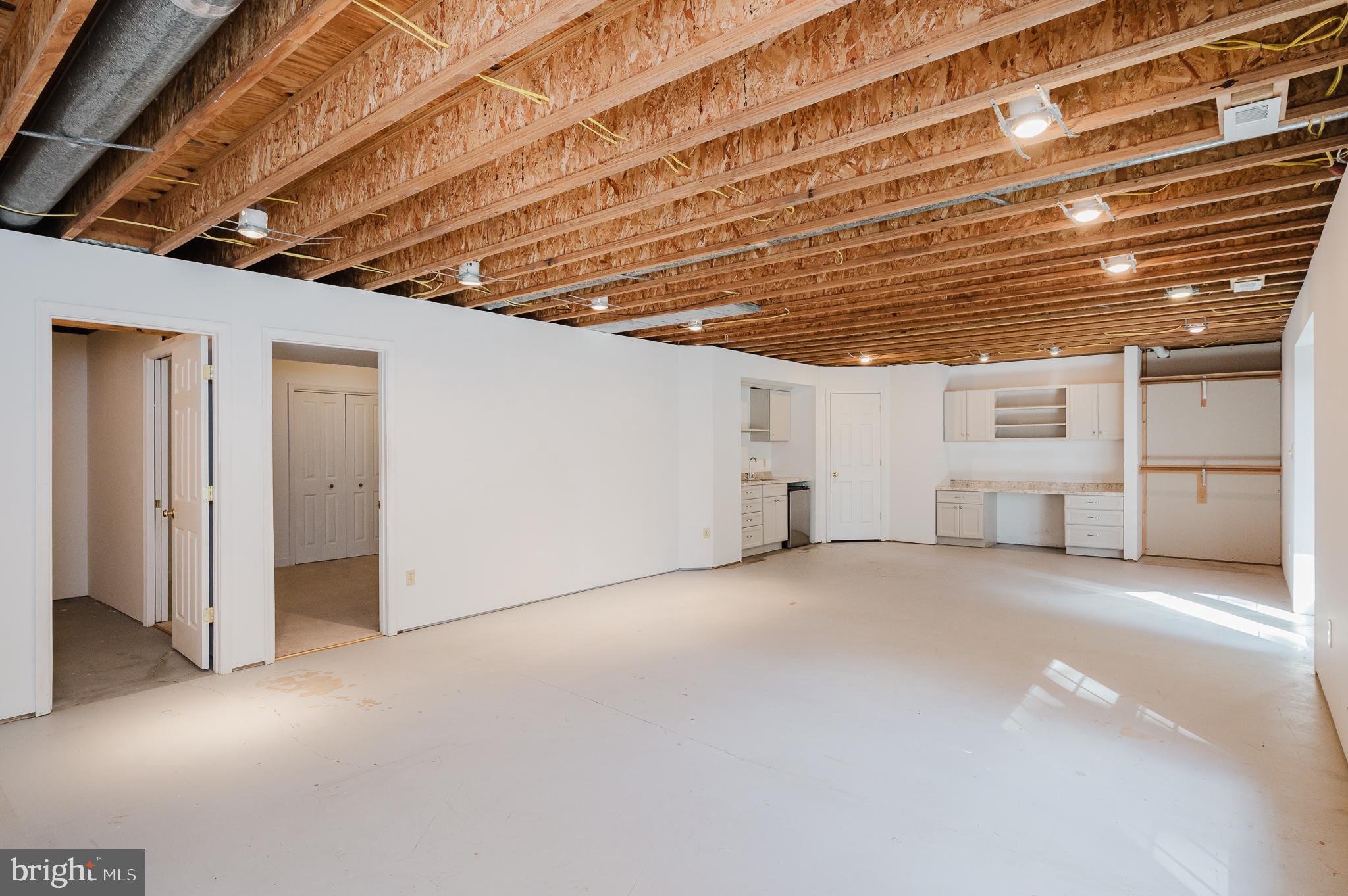 HAMPSTEAD - Residential