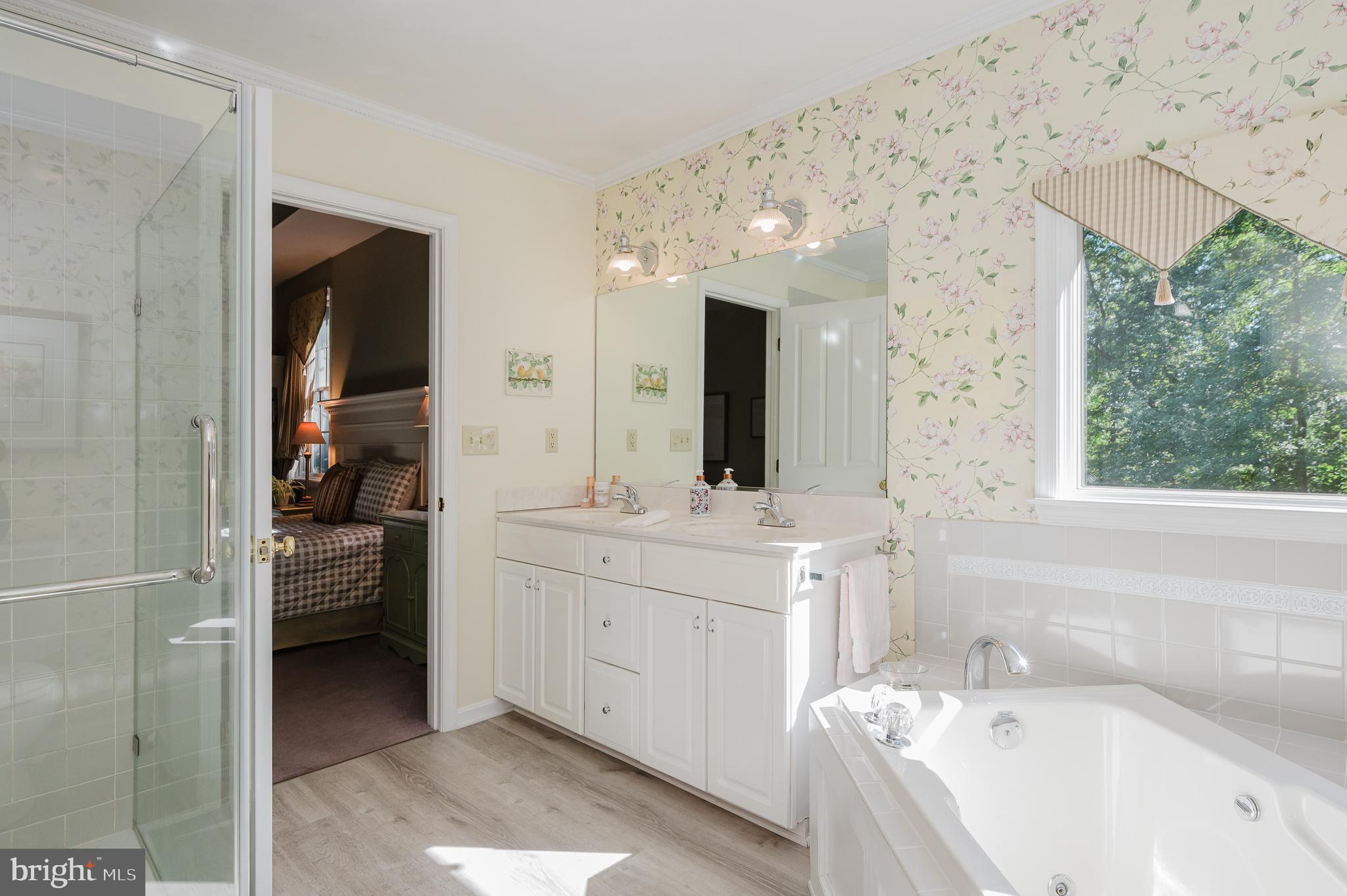 HAMPSTEAD - Residential