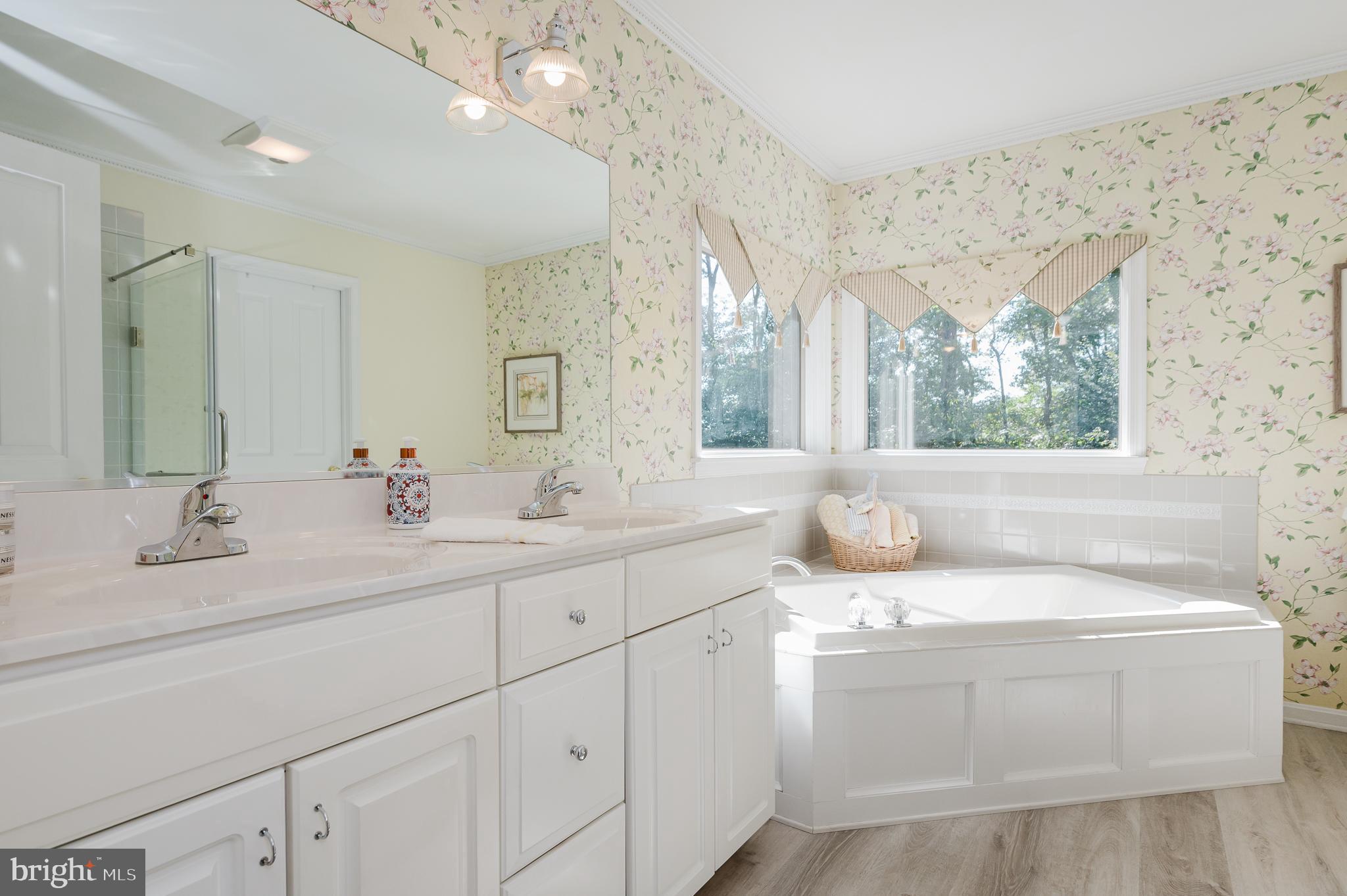 HAMPSTEAD - Residential