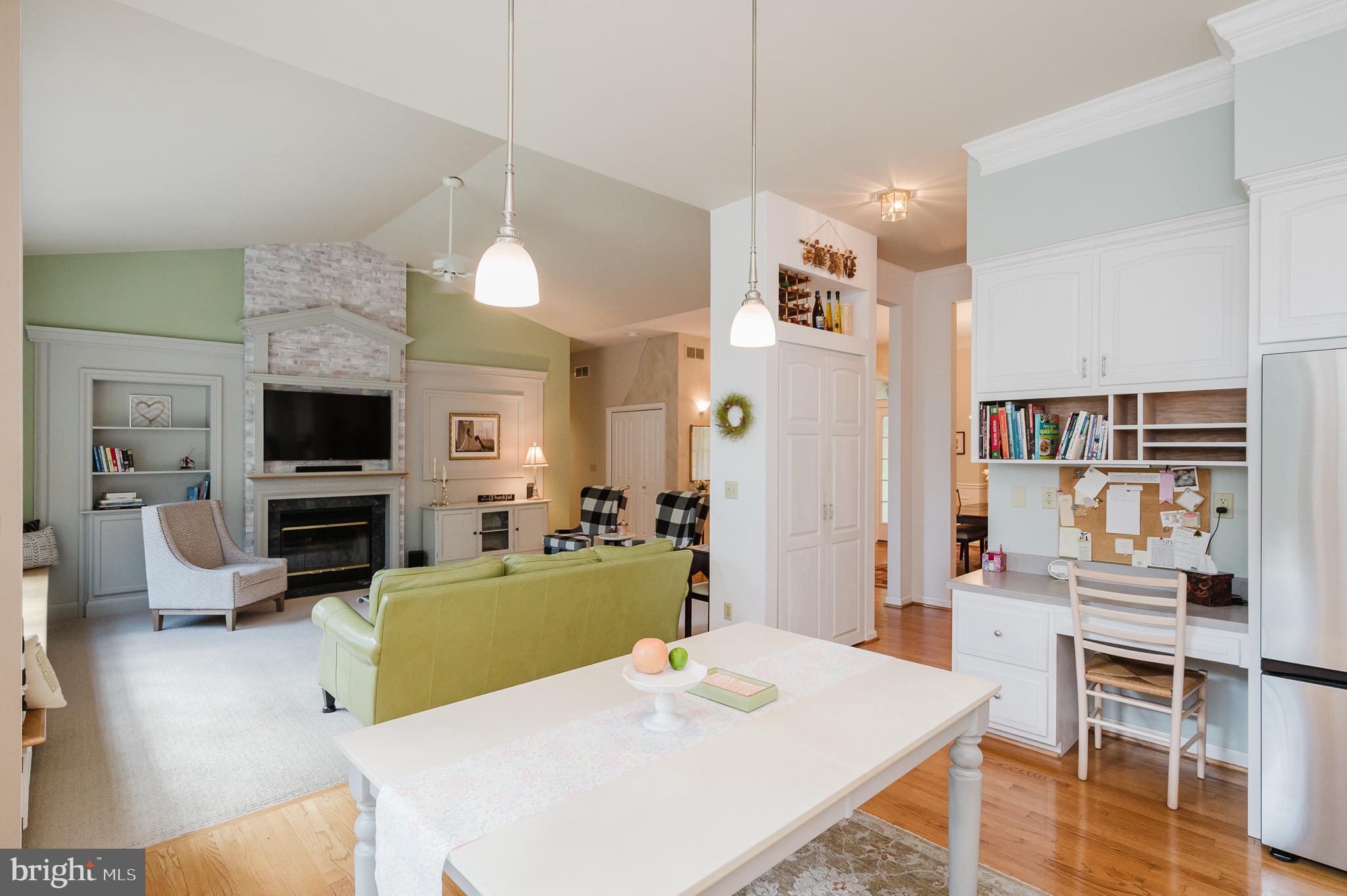 HAMPSTEAD - Residential