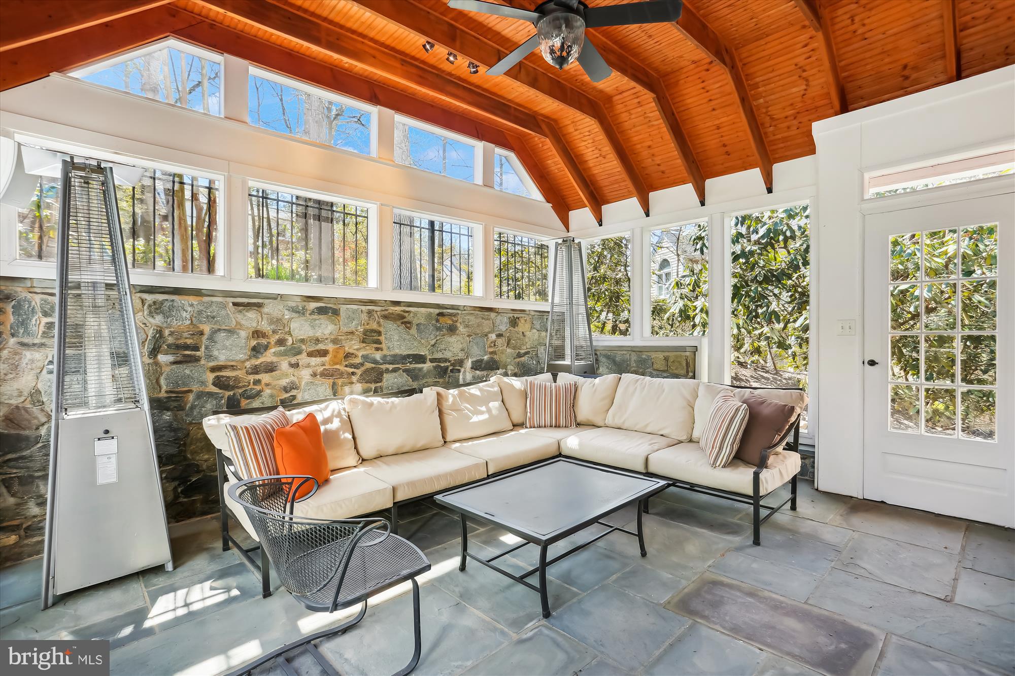 WOODSIDE FOREST - Residential