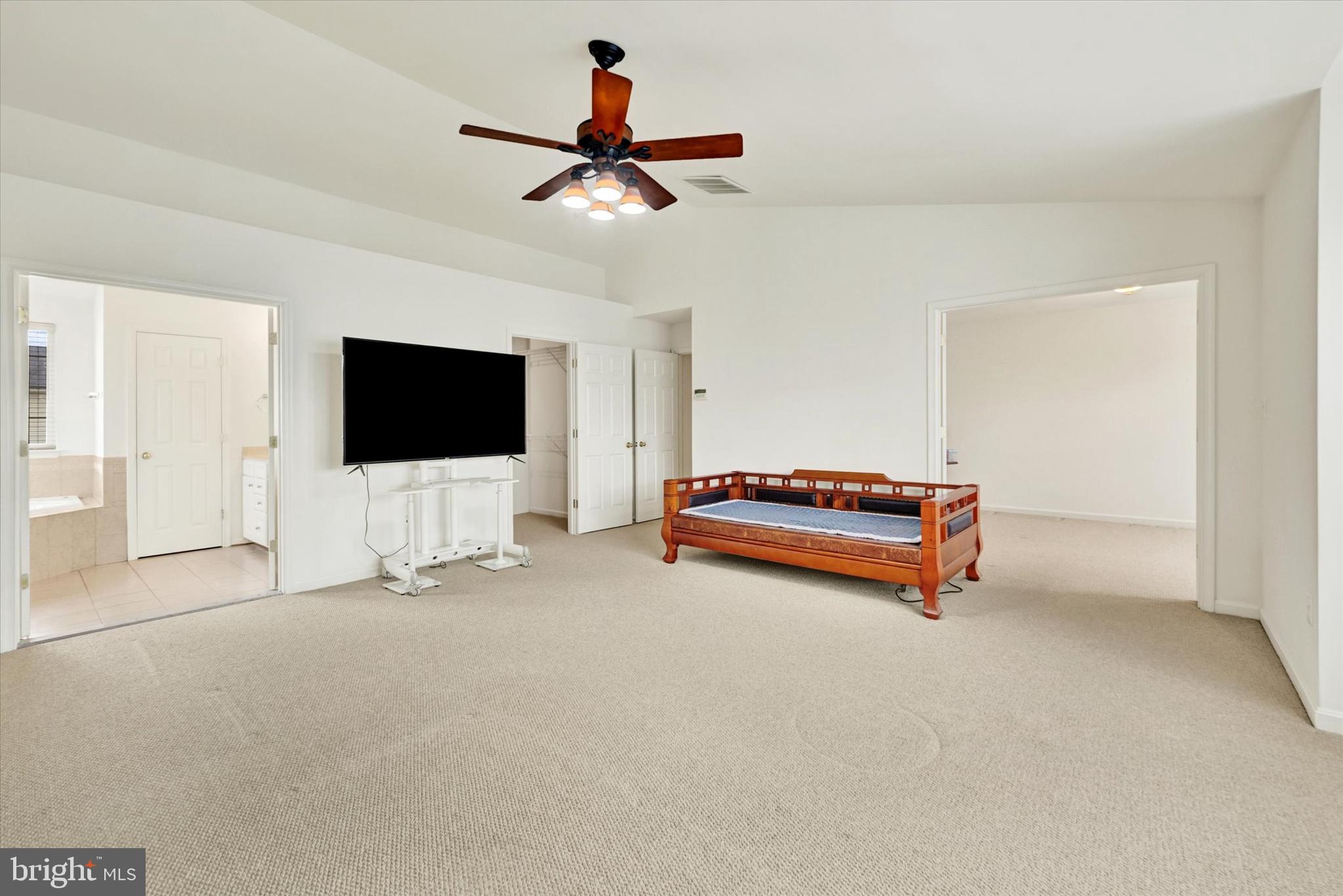 FORGE LANDING - Residential