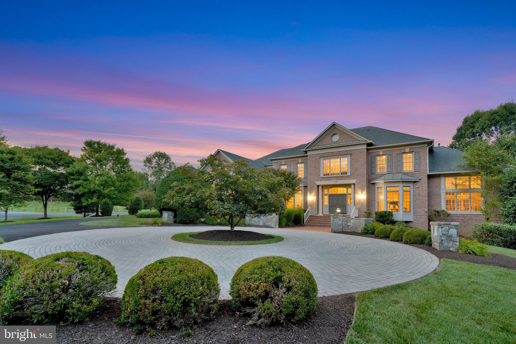 RIVERBEND - Residential