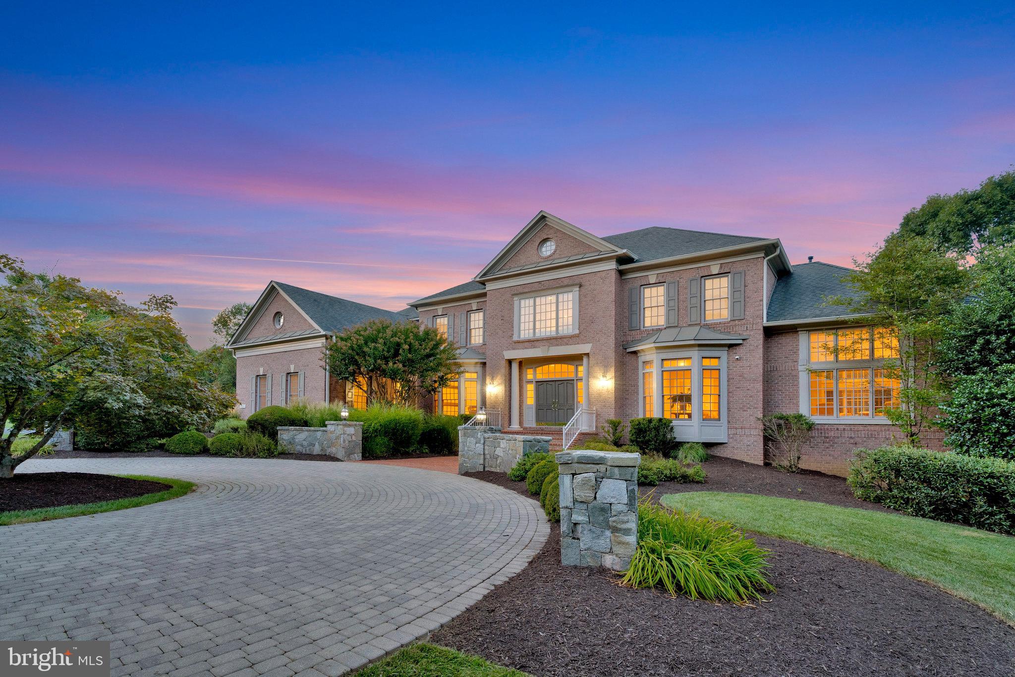 RIVERBEND - Residential