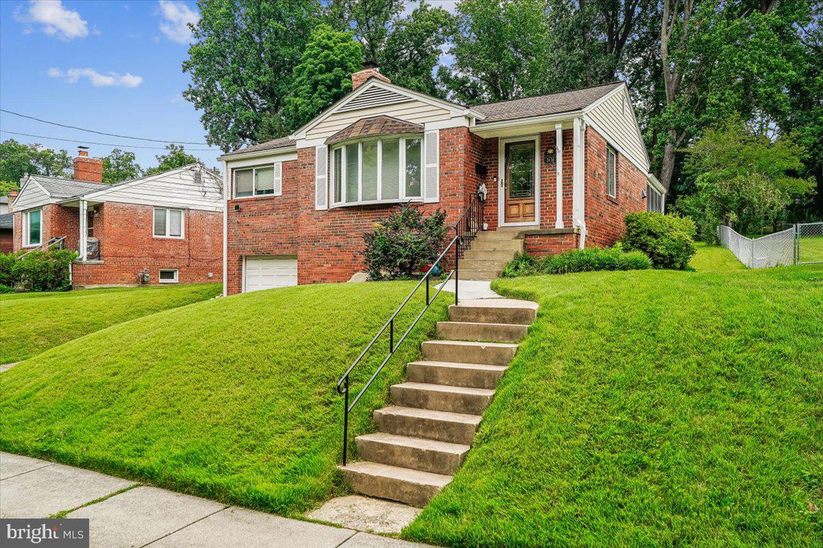 HOMEWOOD - Residential