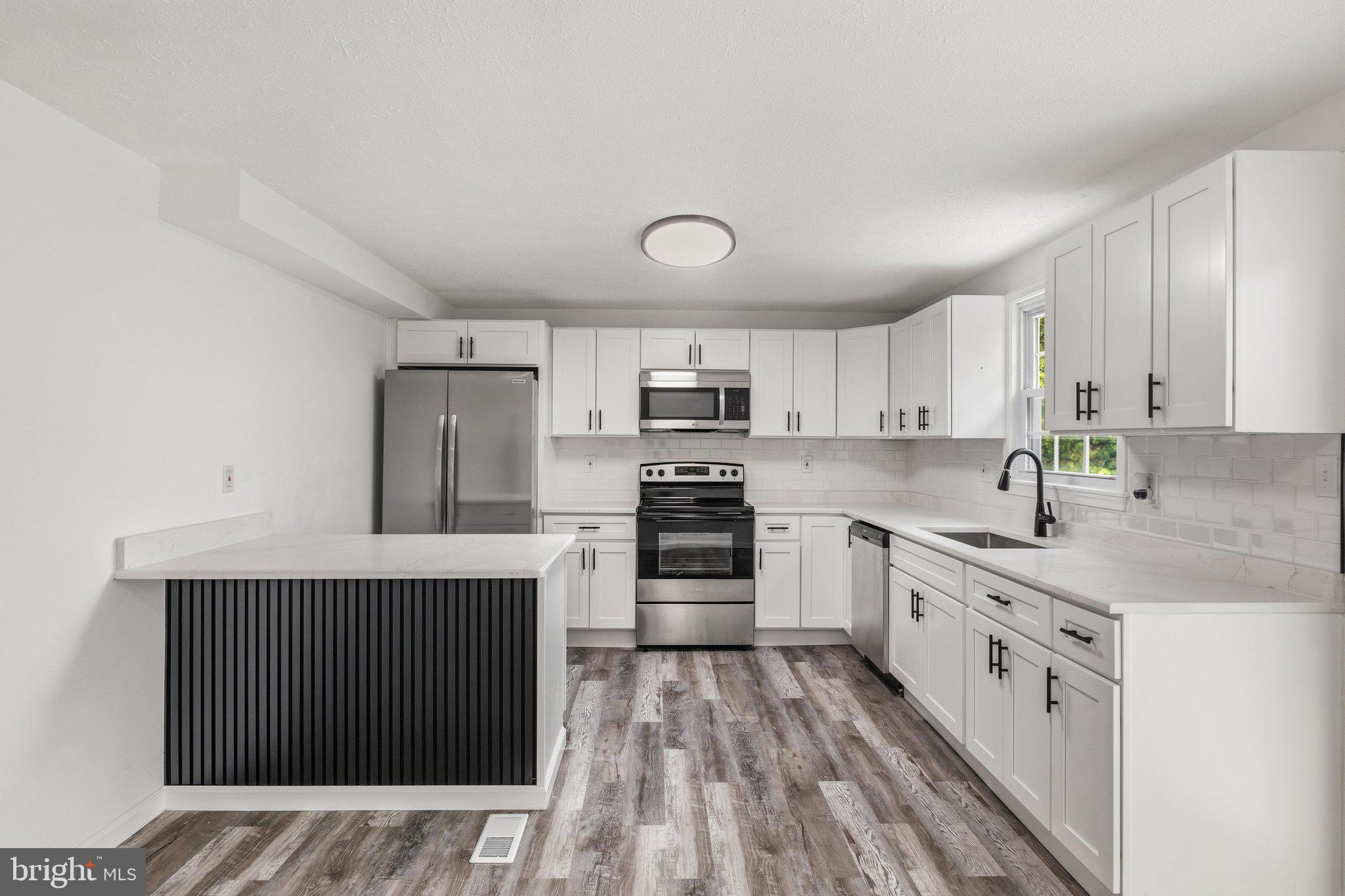 BLUNT COMMONS - Residential