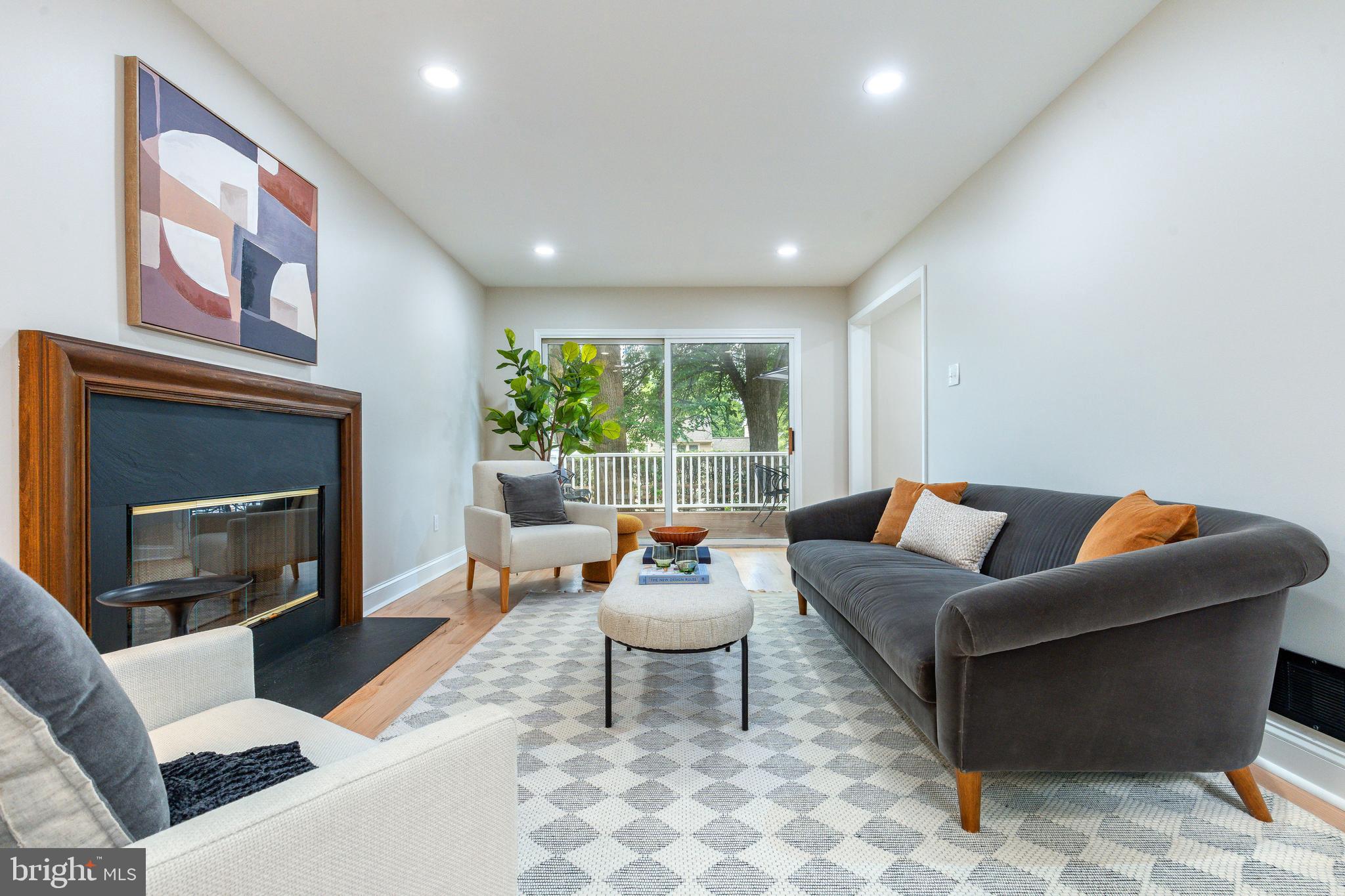 BALLINAHINCH - Residential