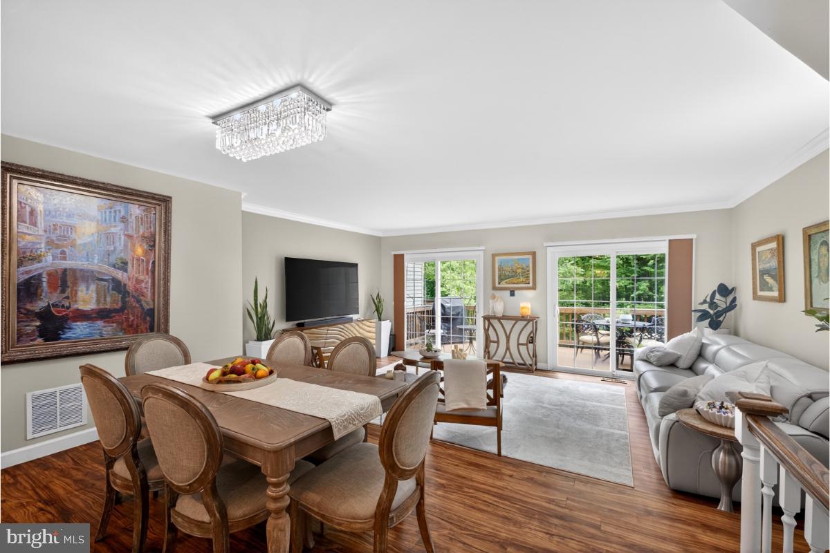 SWAN POINT - Residential