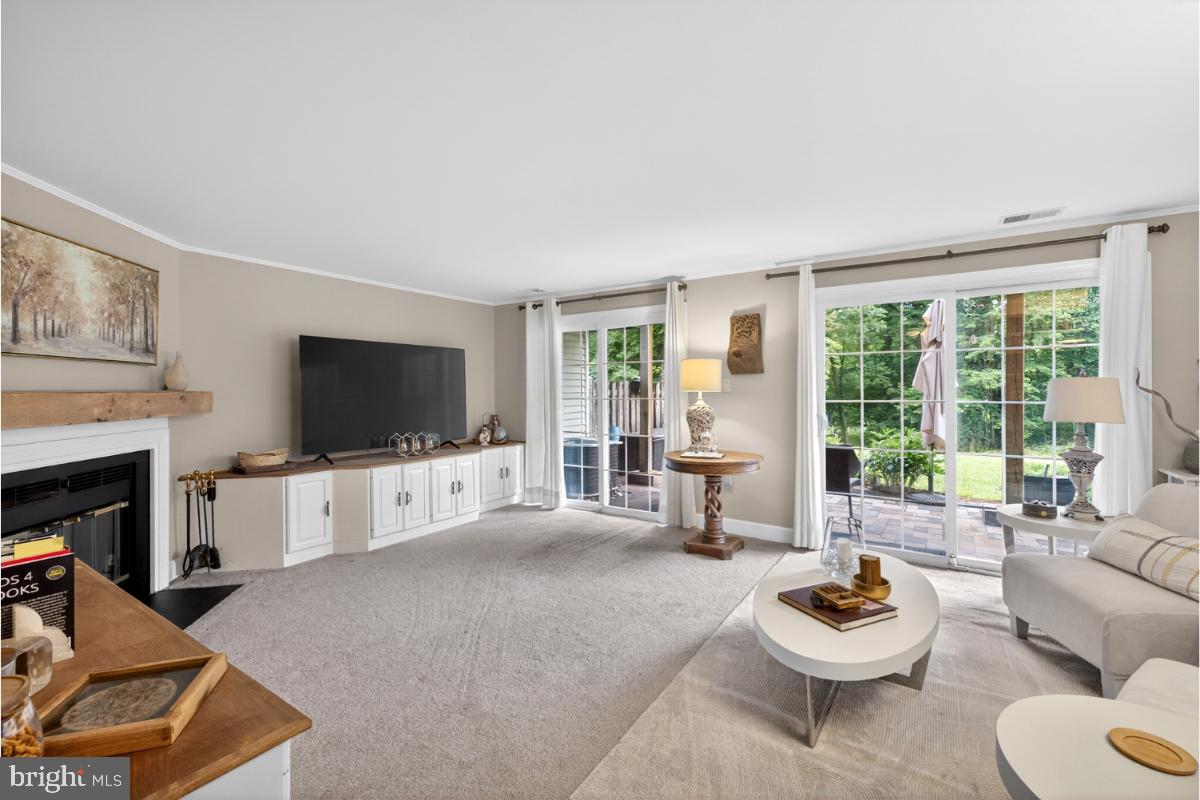 SWAN POINT - Residential