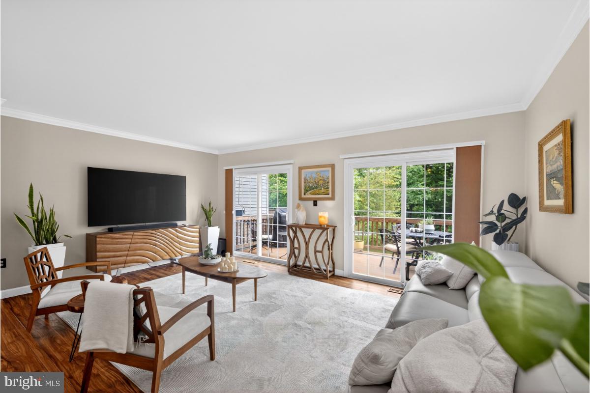 SWAN POINT - Residential