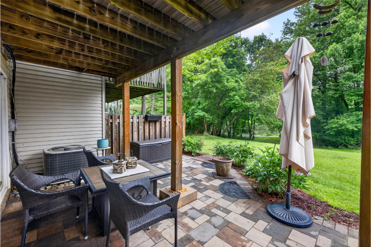 SWAN POINT - Residential