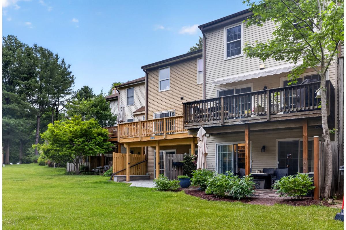 SWAN POINT - Residential