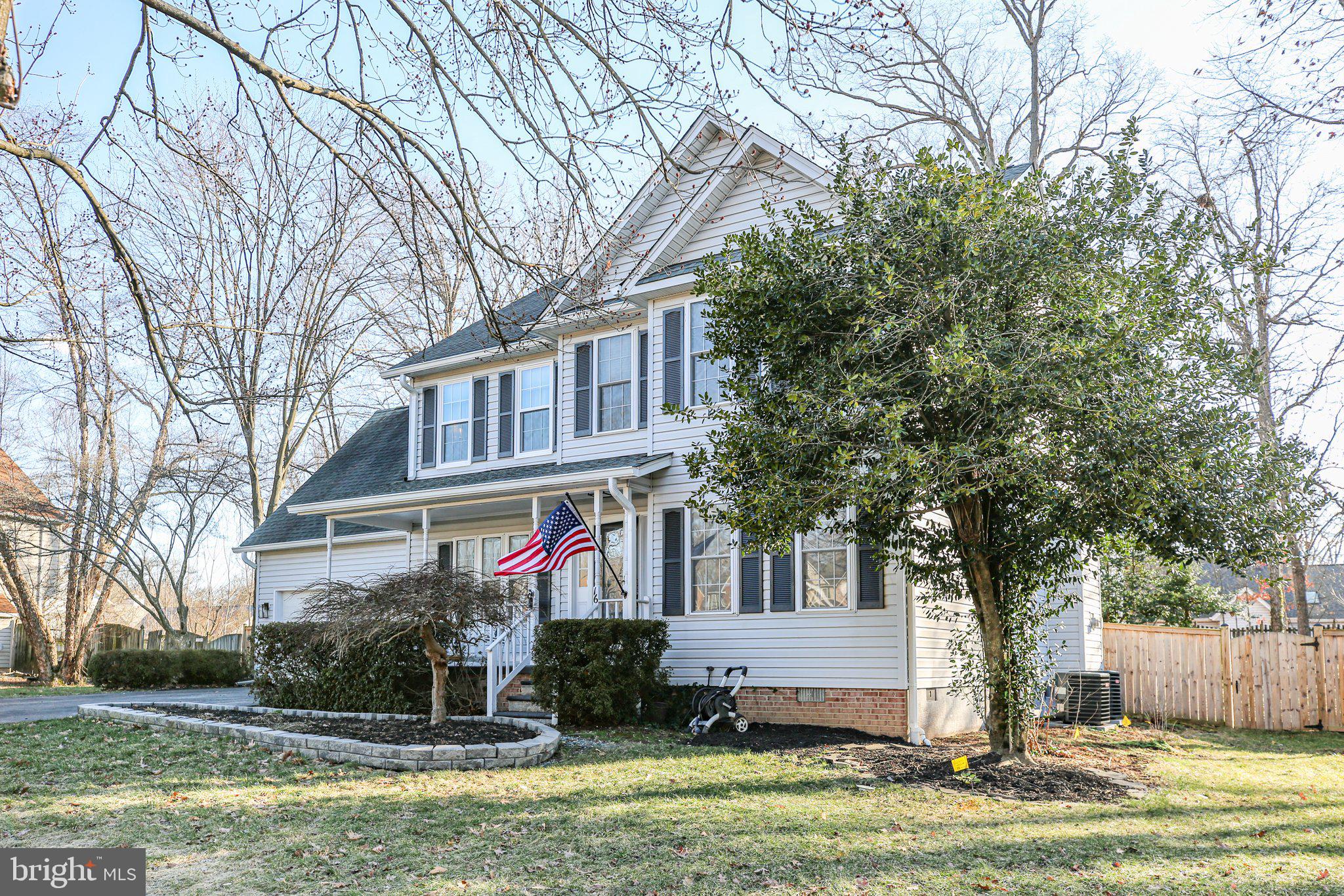 RIDGE POINTE - Residential