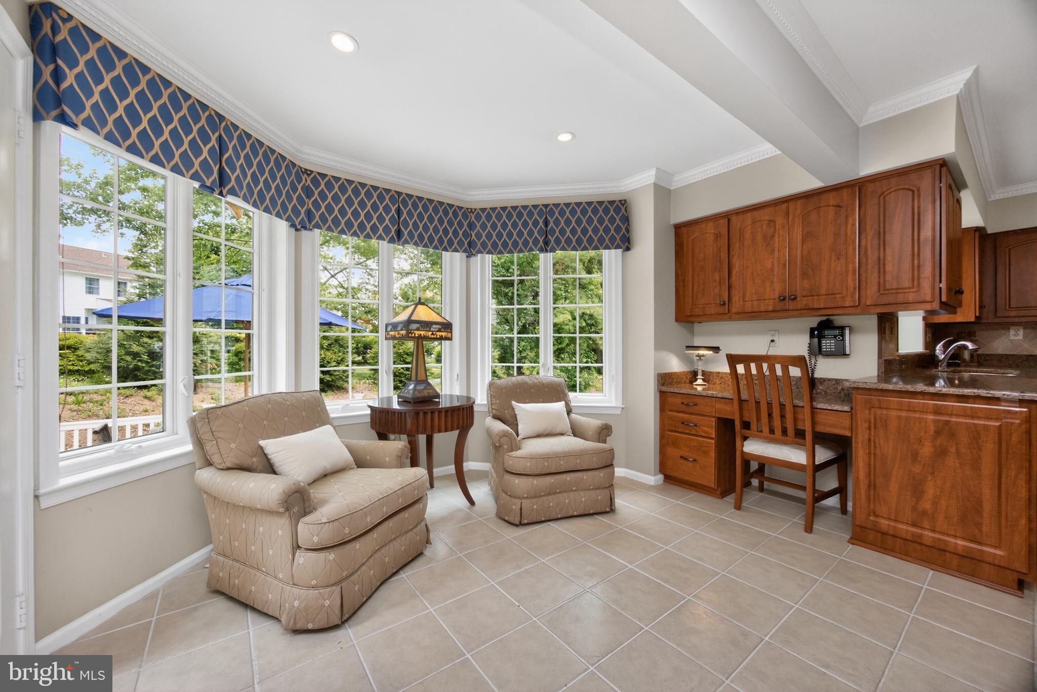 EAGLEVIEW - Residential