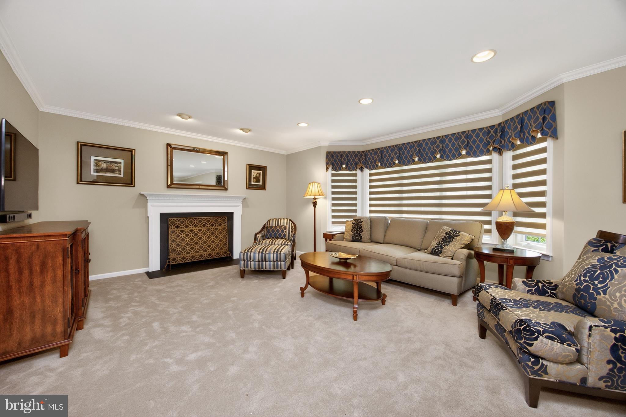EAGLEVIEW - Residential