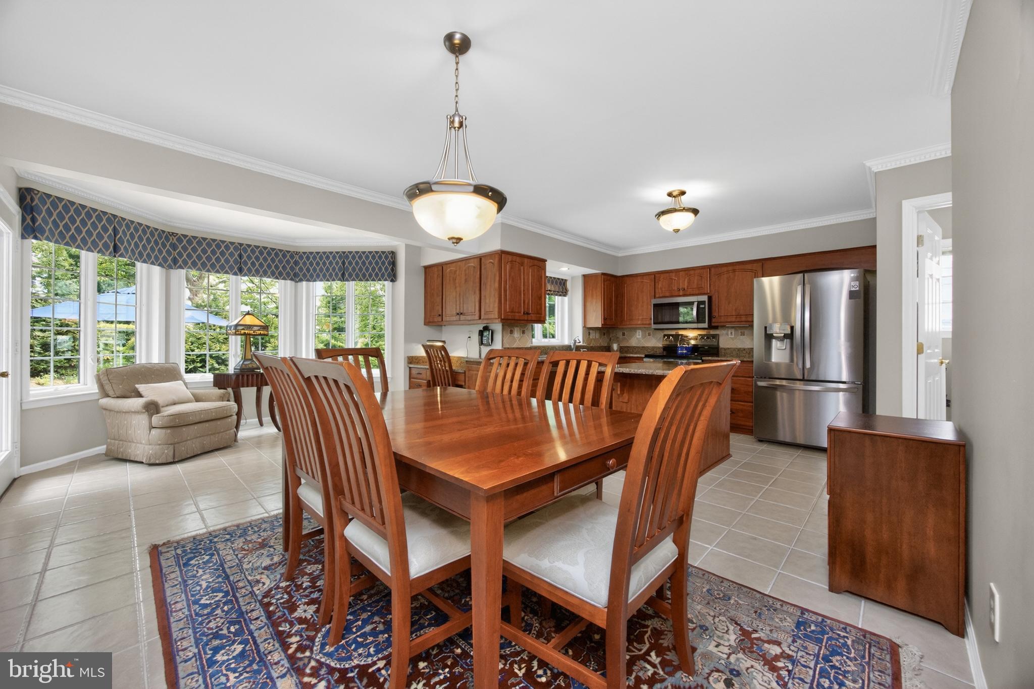 EAGLEVIEW - Residential