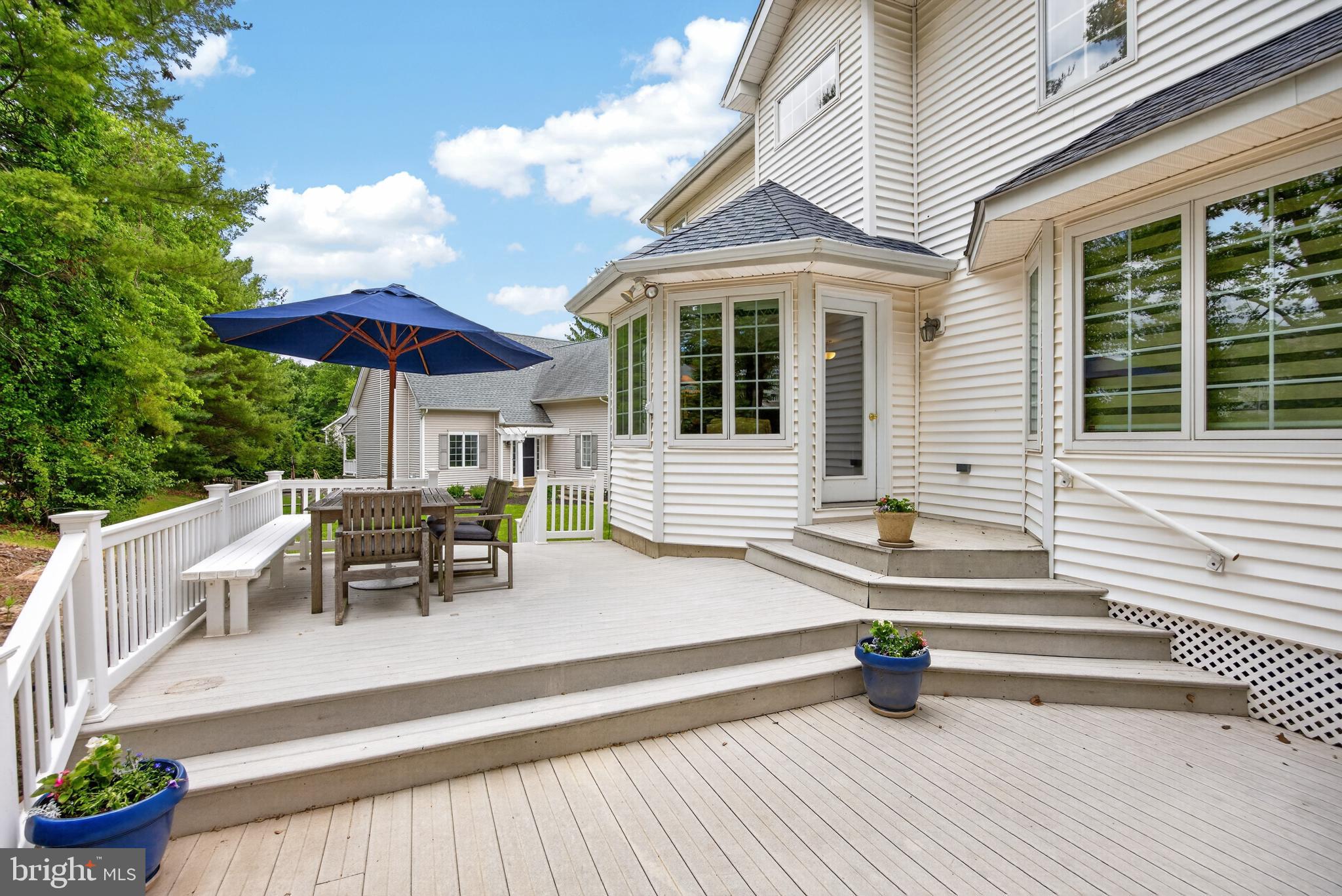 EAGLEVIEW - Residential