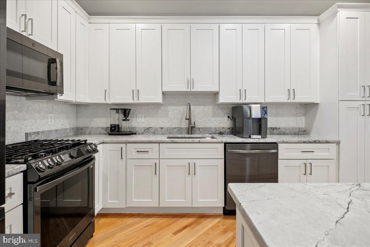 KINGSTOWNE - Residential
