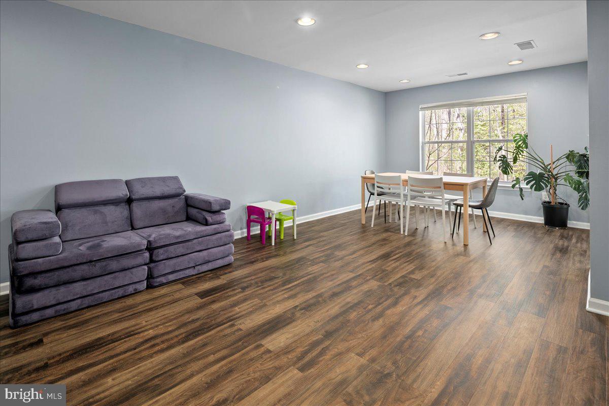 KINGSTOWNE - Residential