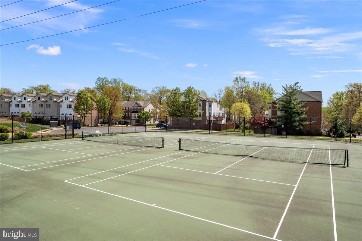 KINGSTOWNE - Residential
