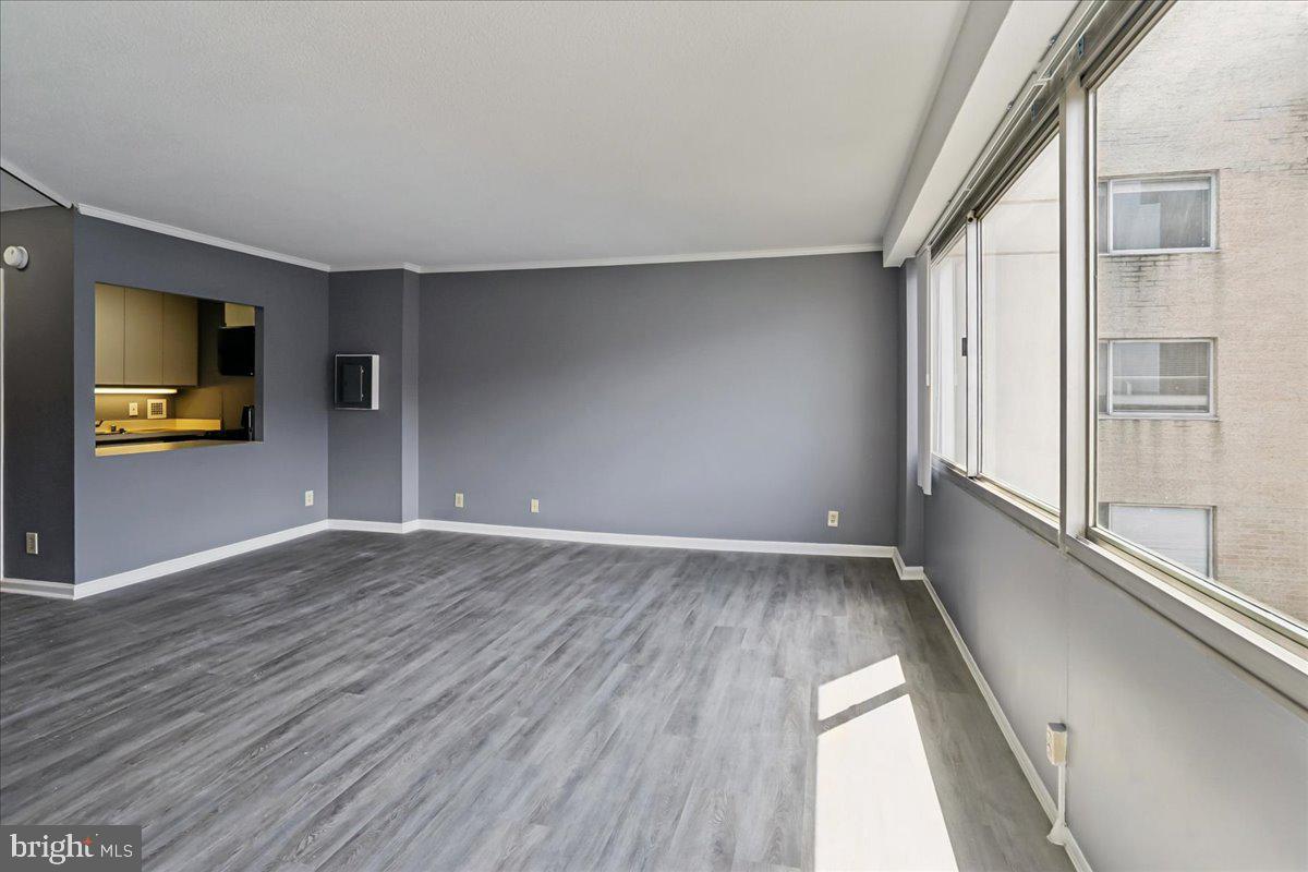 FRIENDSHIP HEIGHTS - Residential