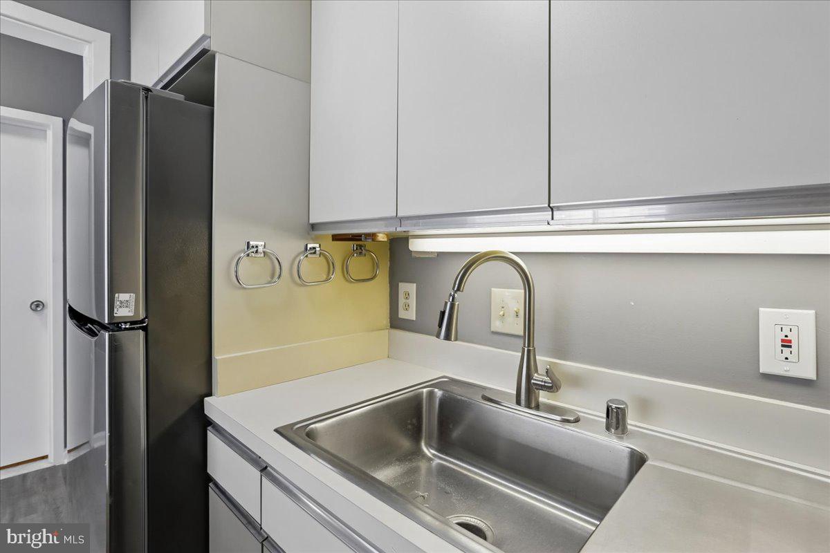 FRIENDSHIP HEIGHTS - Residential