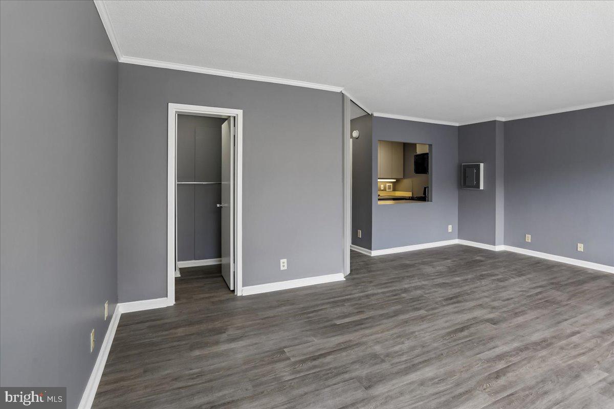 FRIENDSHIP HEIGHTS - Residential