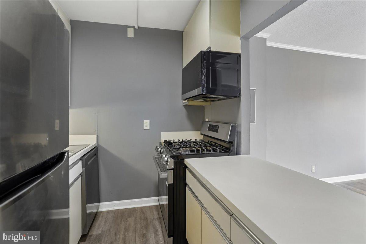 FRIENDSHIP HEIGHTS - Residential