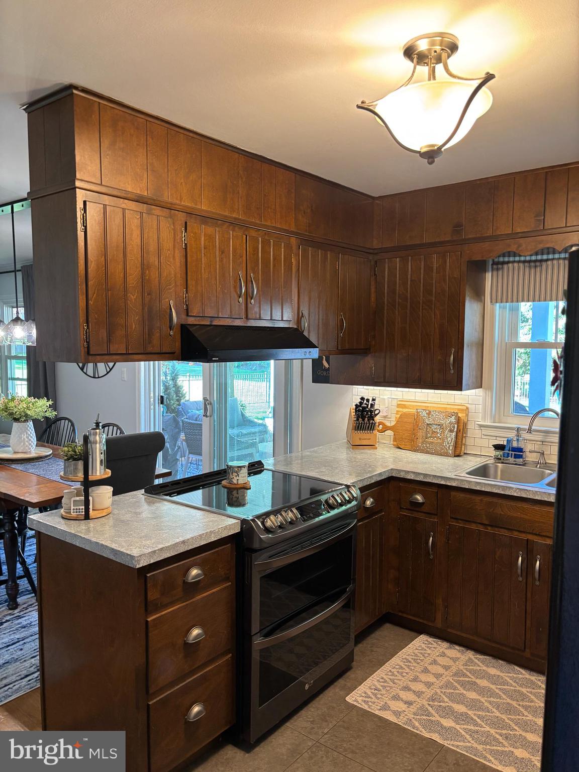 LINCOLN HEIGHTS - Residential