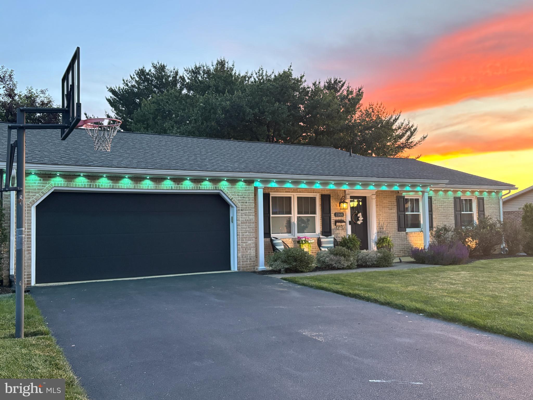 LINCOLN HEIGHTS - Residential