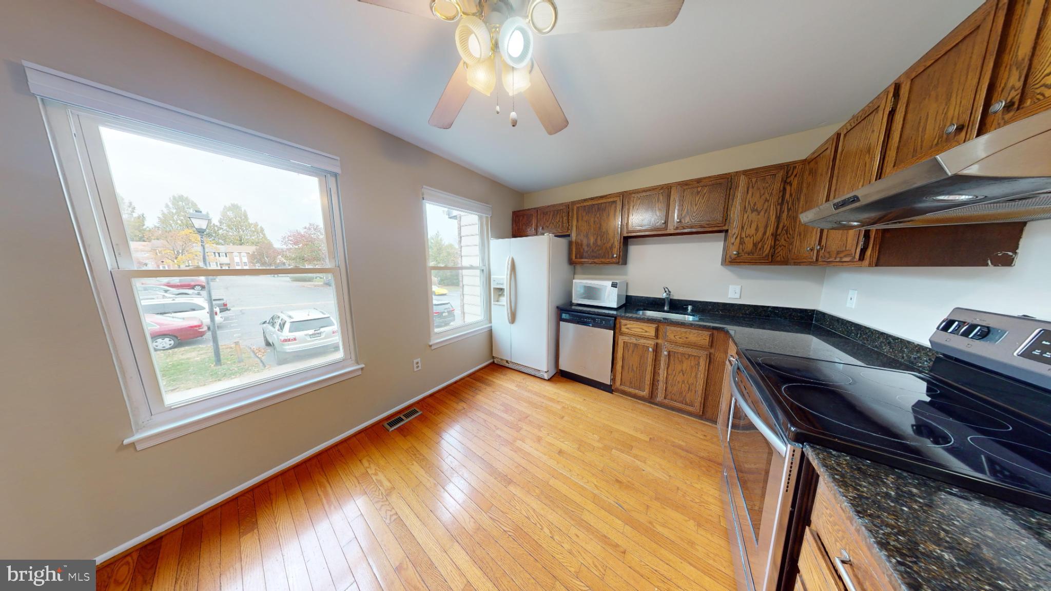 CROFTON VILLAGE - Residential Lease