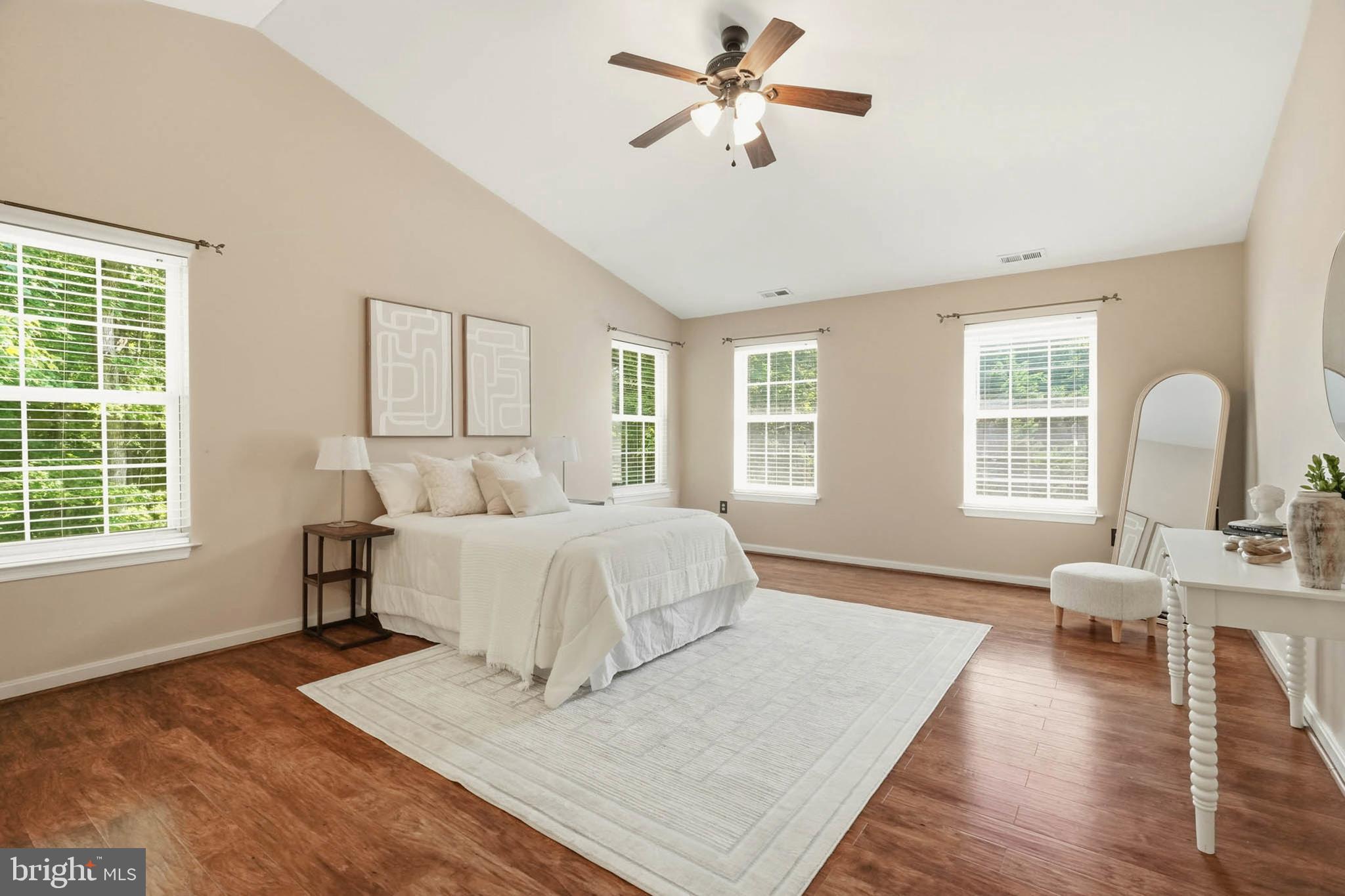 WOODHAVEN - Residential