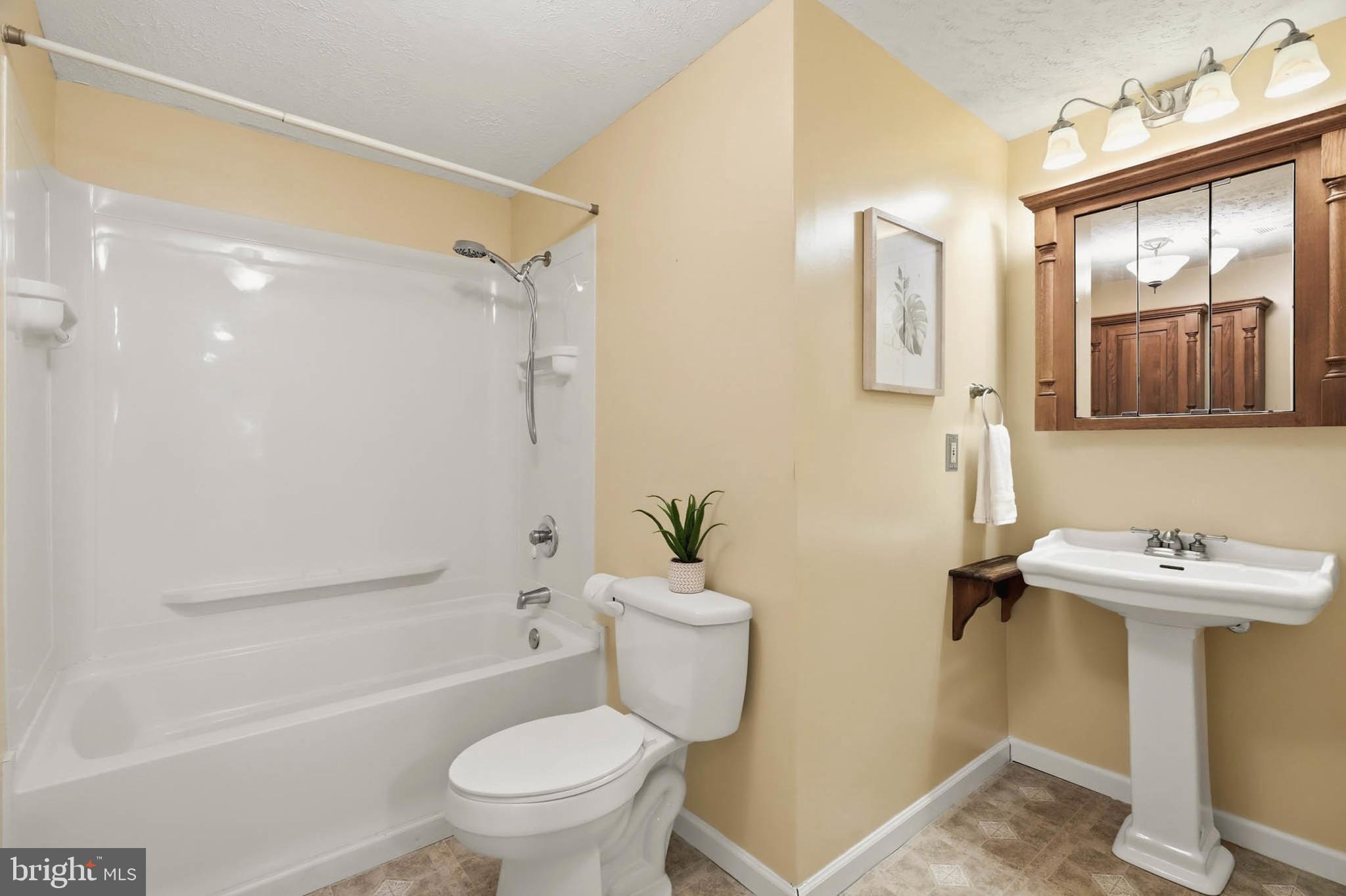 WOODHAVEN - Residential