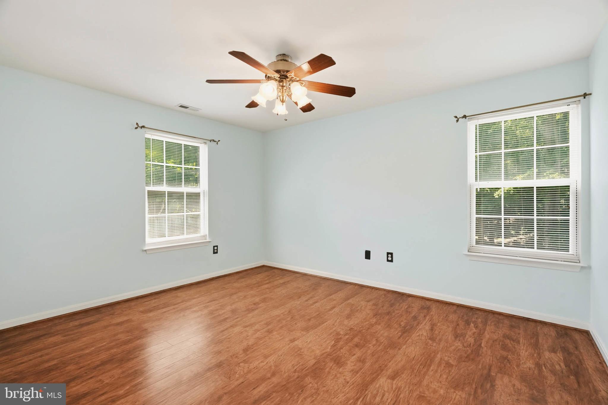 WOODHAVEN - Residential