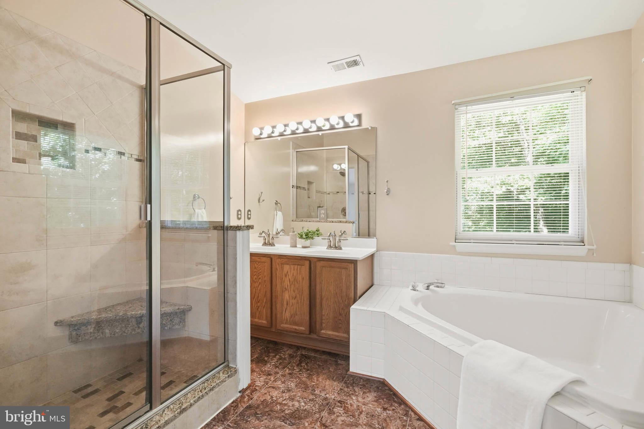 WOODHAVEN - Residential