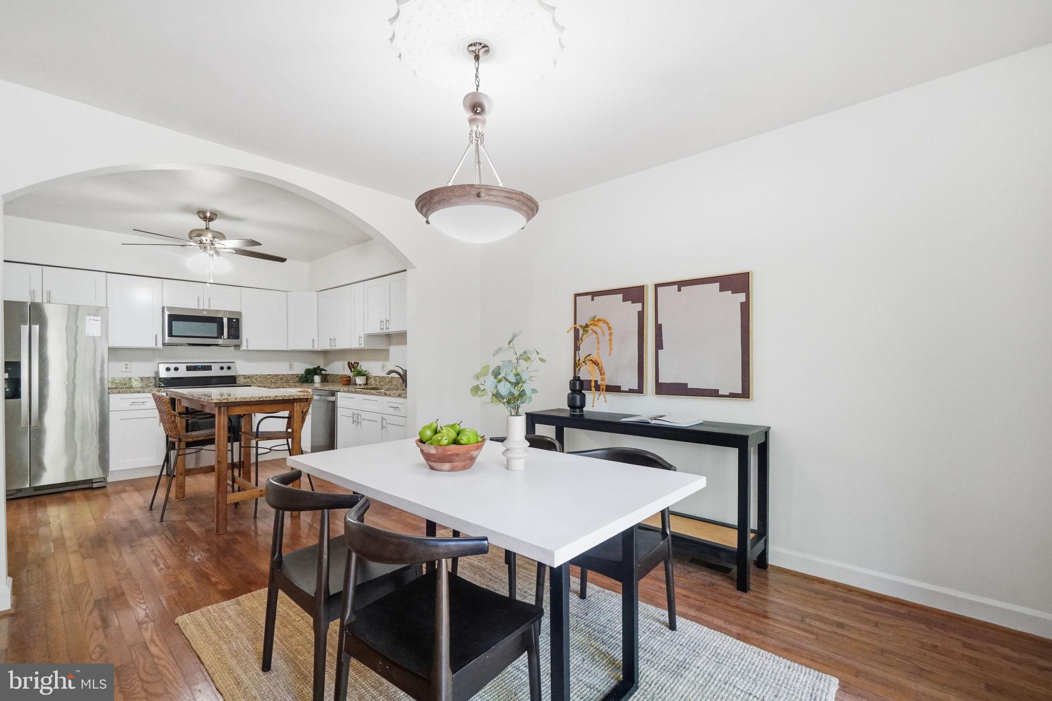 HAMPTON HILLS - Residential