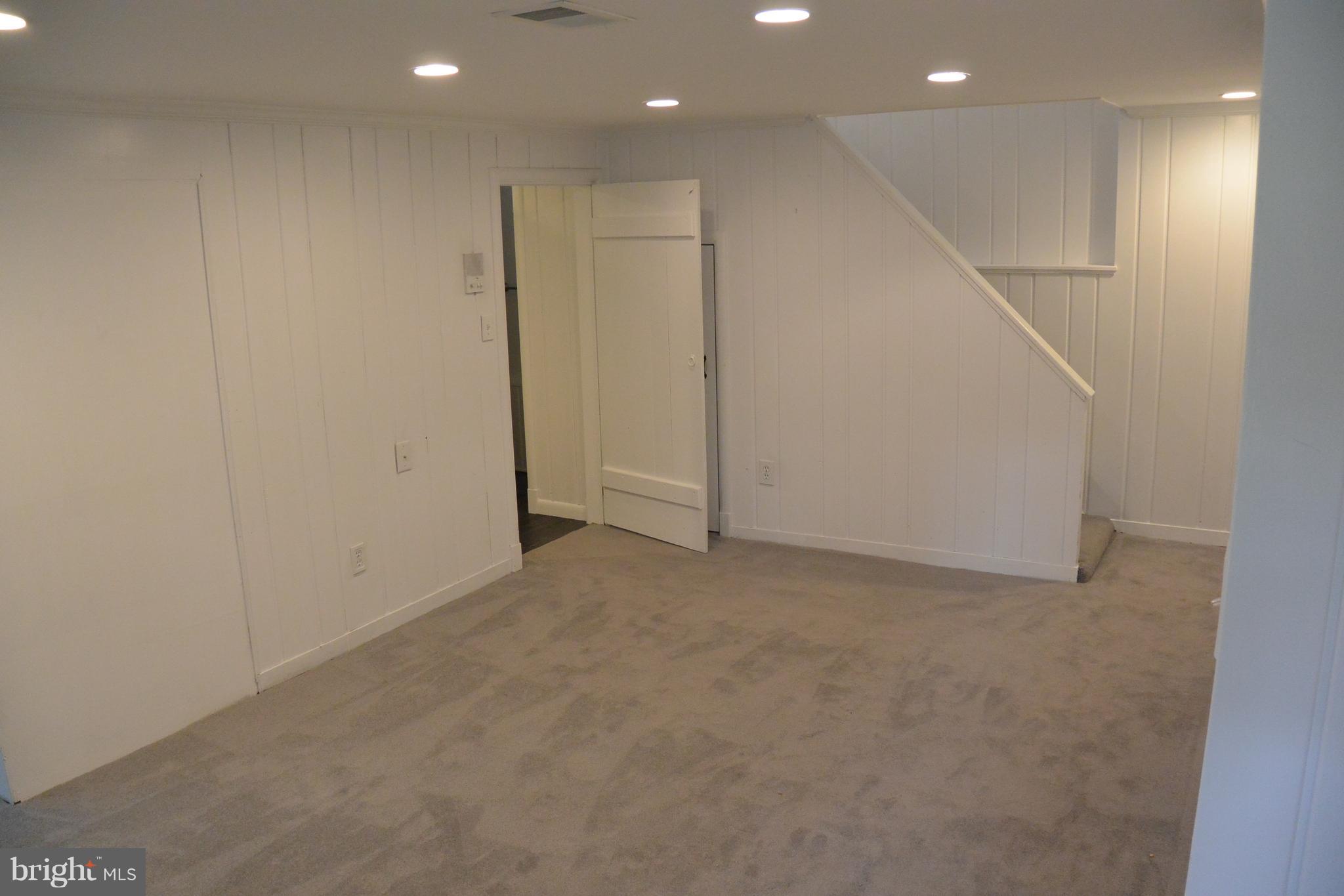 CLAREMONT - Residential Lease